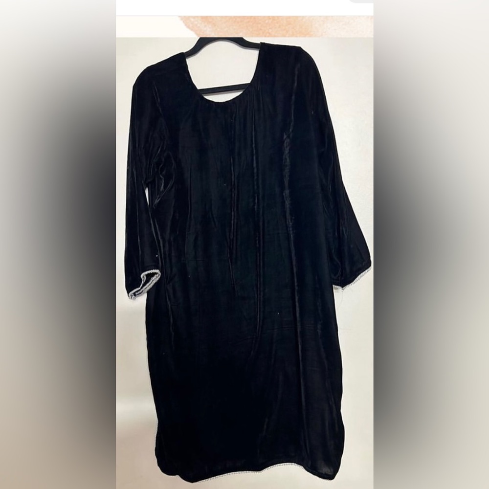 Black valvet outfit